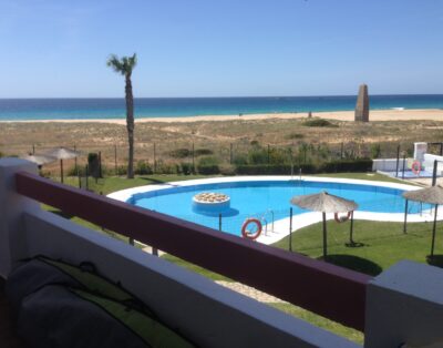 Ref. 13 - Alquiler de Frontal de 3 dormitorios  de 8 plazas  en Urb. Costa Zahara