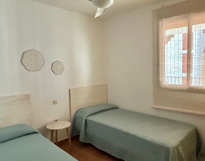 Ref. 53 - Alquiler de Apartamento de 2 dormitorios  de 6 plazas  en Urb. Atlanterra Costa