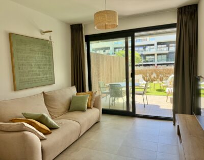 Ref. 168 - Alquiler de Bajo con jardin de 2 dormitorios de 4 plazas en Palacio de Pilas